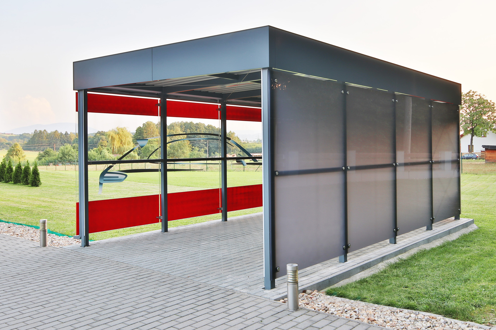 CAR PENTHOUSE 01 middle.jpg