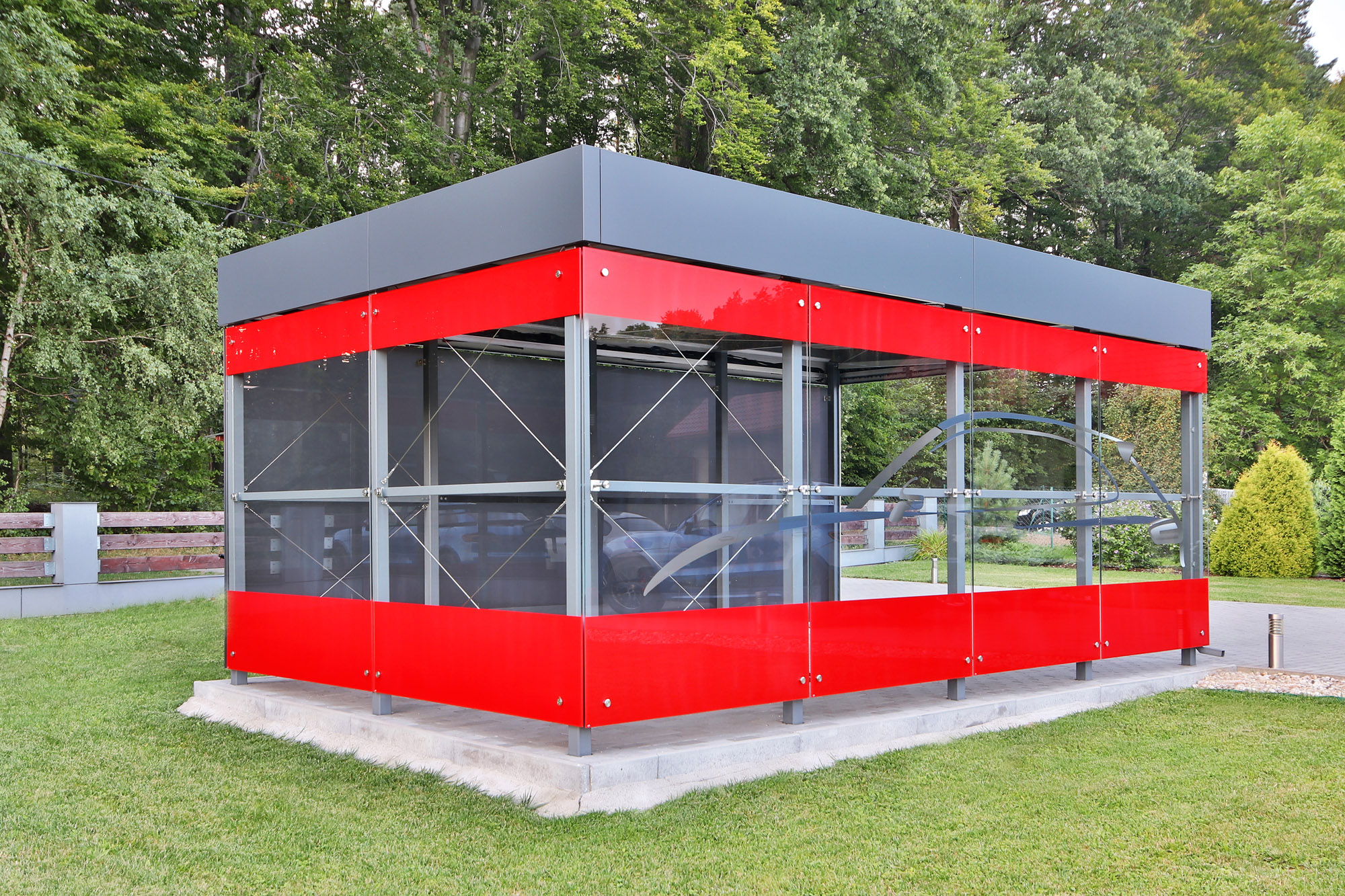 CAR PENTHOUSE 04 middle.jpg