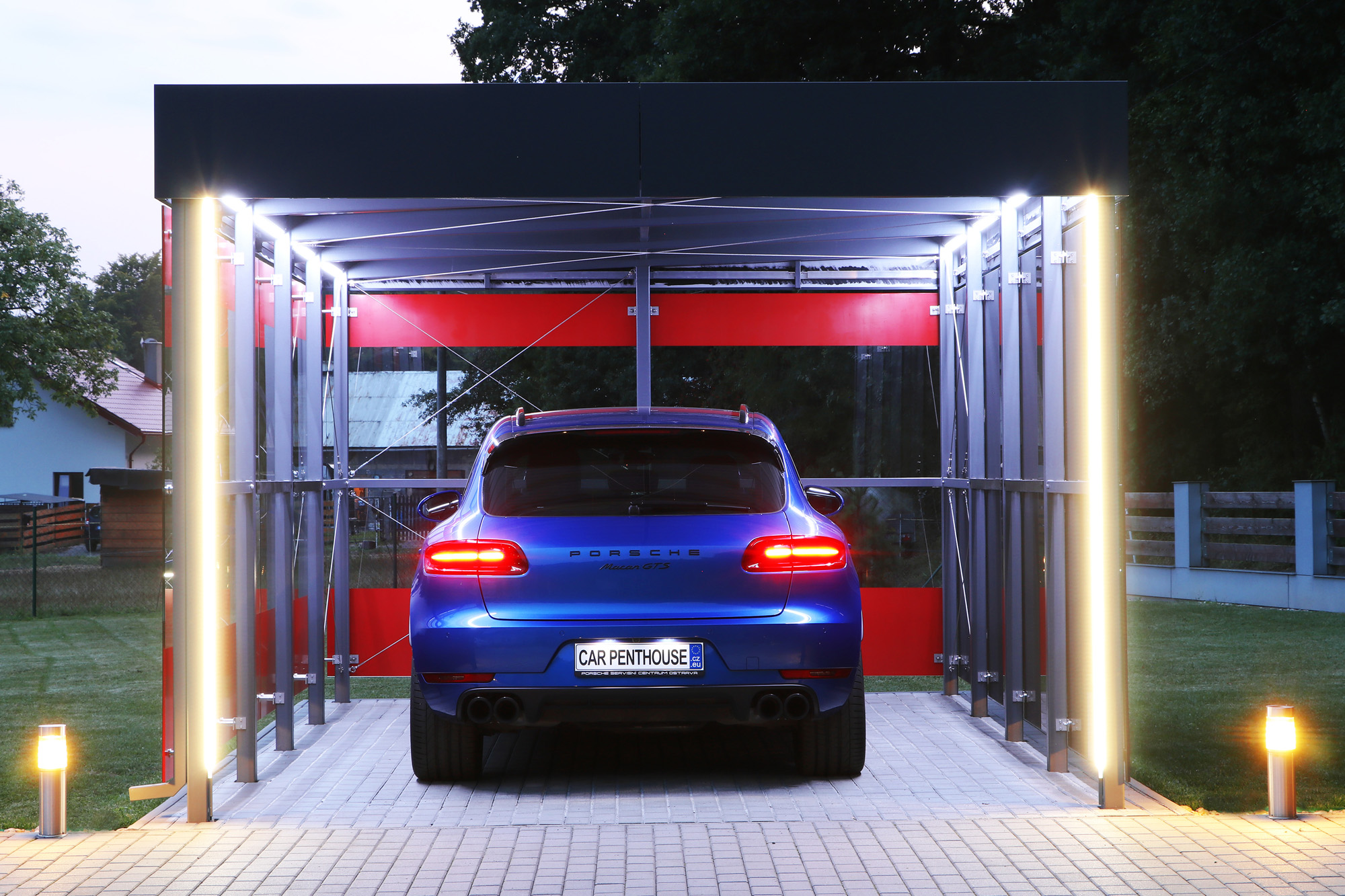 CAR PENTHOUSE 24 middle.jpg