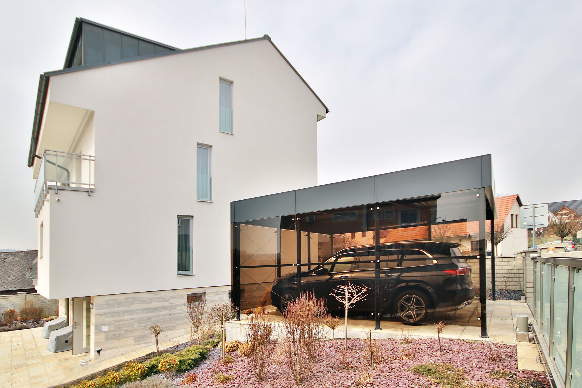 CarPenthouse Hranice 07 middle.jpg